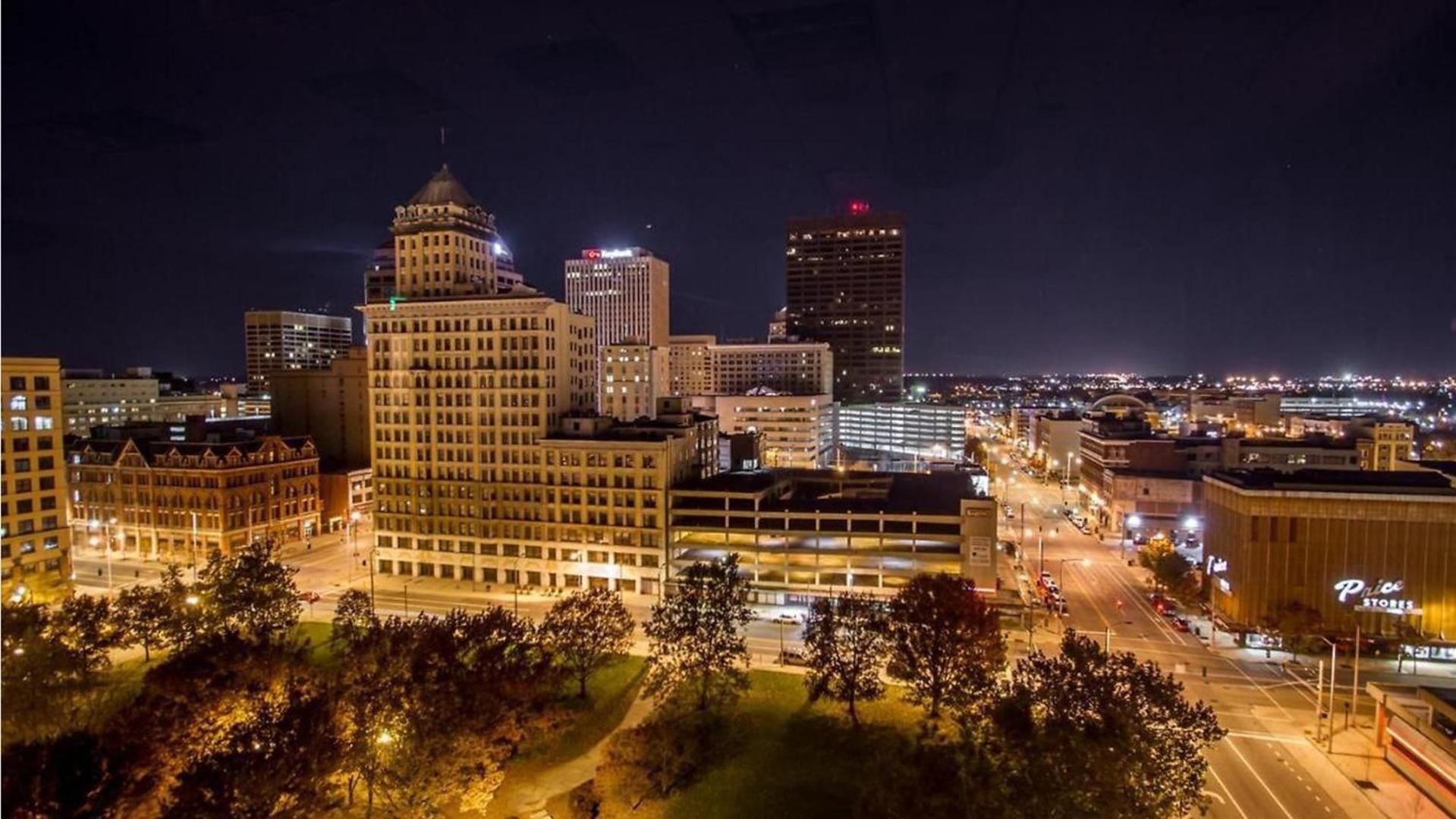 Dayton Vitality Hotel Exterior photo