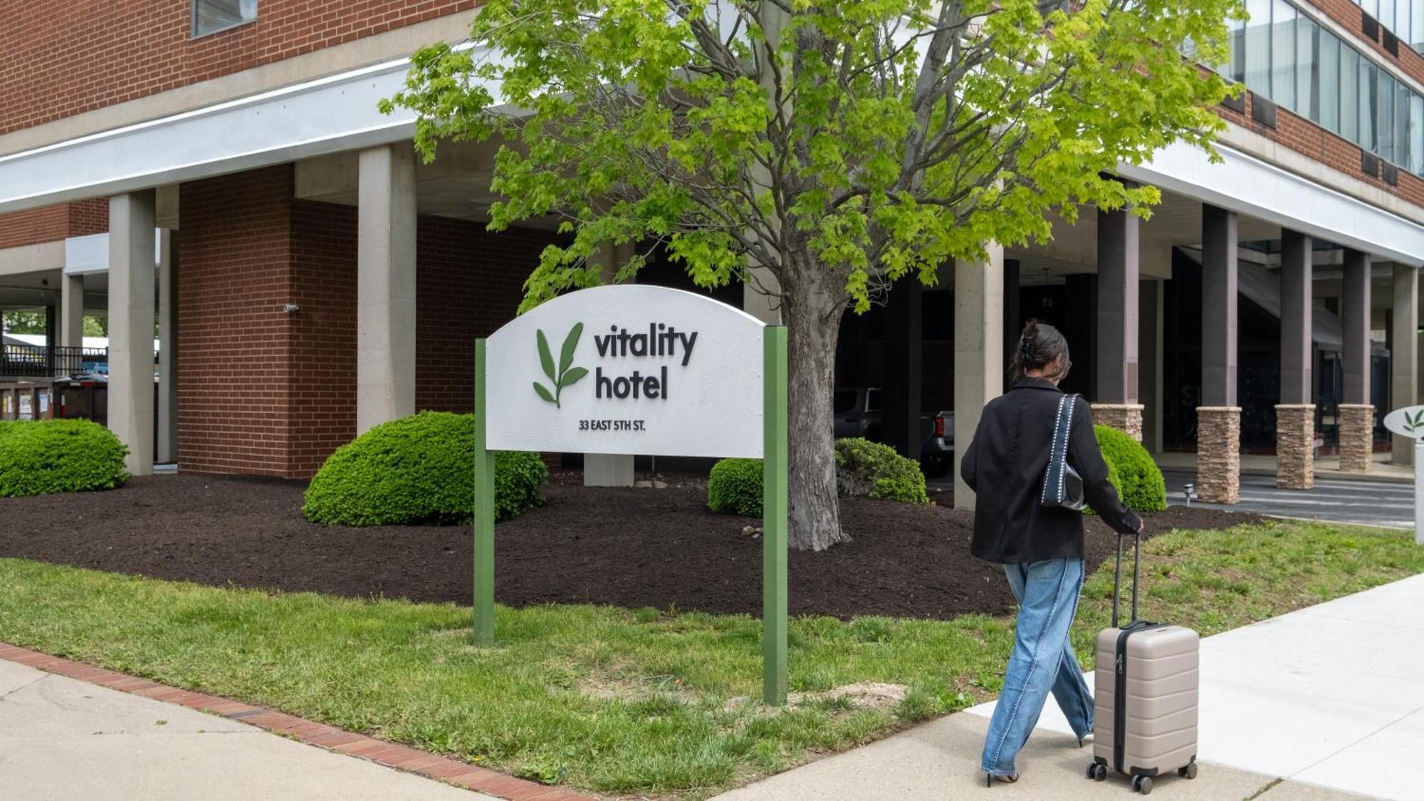 Dayton Vitality Hotel Exterior photo